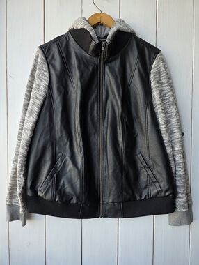 Torrid Mixed Media Hooded Faux Leather Black Bomber Jacket Size 1